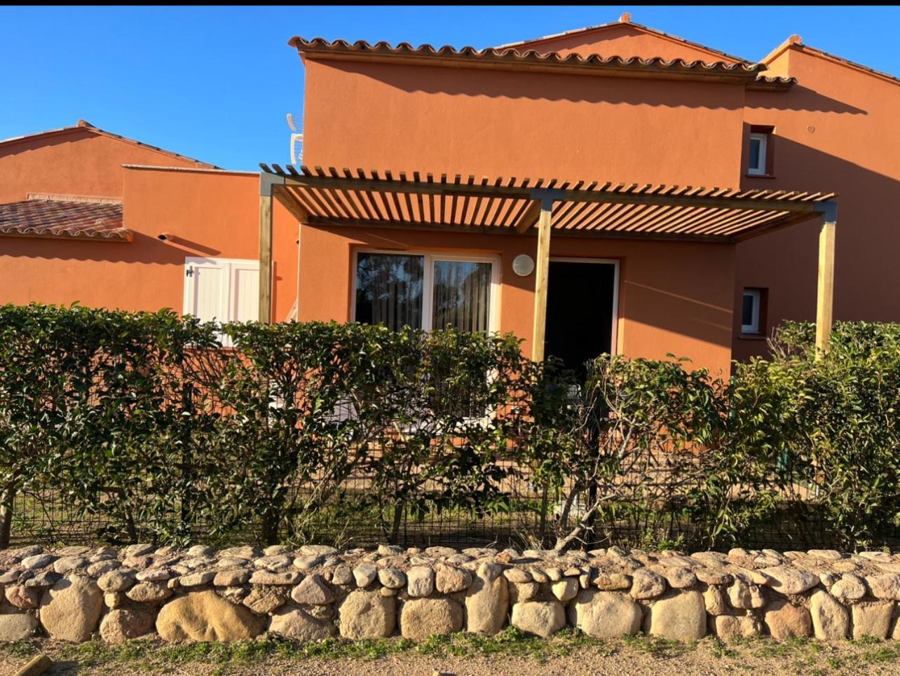 Residence Hoteliere Les Hameaux De Saint Cyprien Appartement 2 Chambres ليسي المظهر الخارجي الصورة