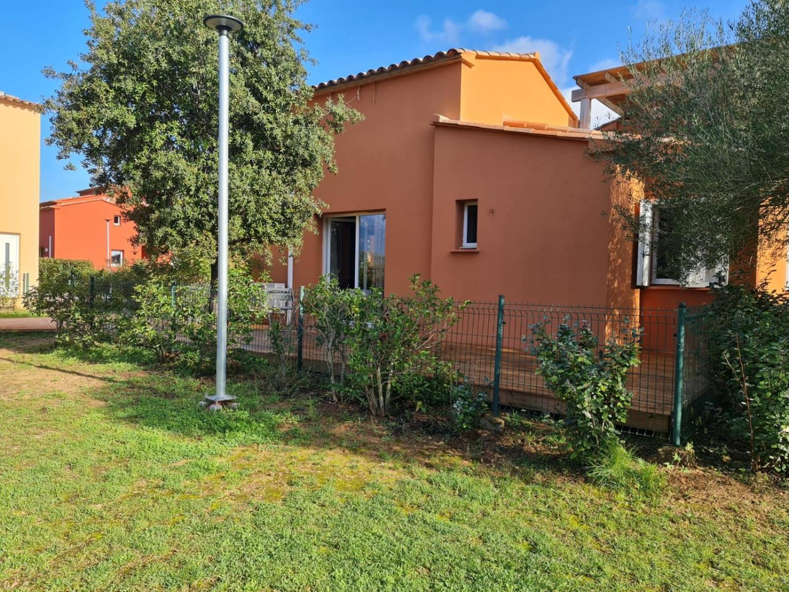 Residence Hoteliere Les Hameaux De Saint Cyprien Appartement 2 Chambres ليسي المظهر الخارجي الصورة